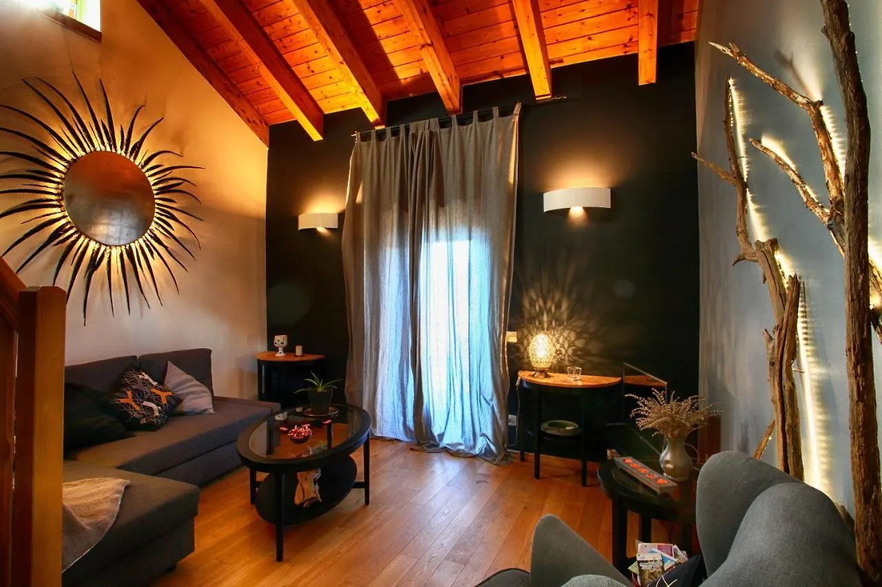 The Cozy Nest - Bellano location